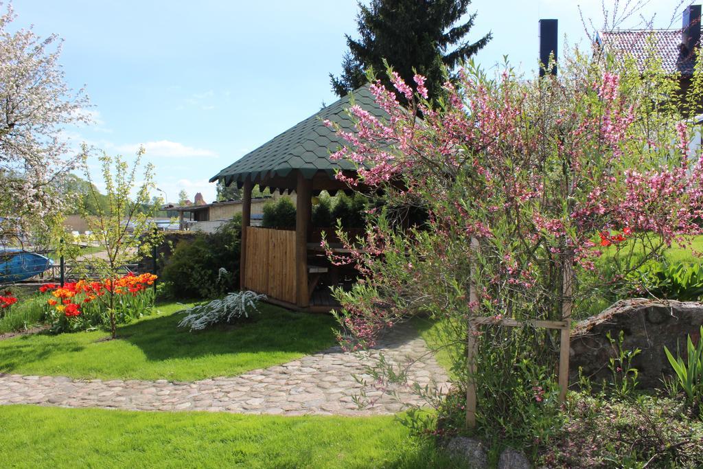 Augutes Zurlienes Apartamentai Hotel Trakai Exterior foto